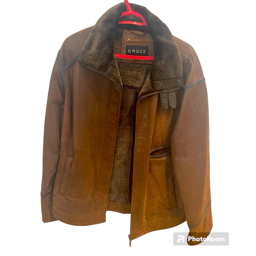 Mens Medium Leather Jacket.